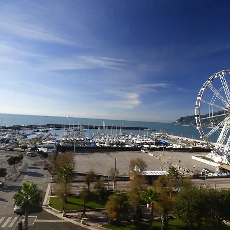 ベッド・アンド・ブレックファスト Conte Di Morelia