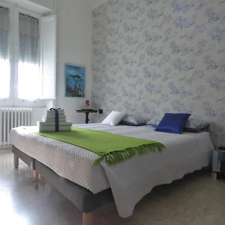 Conte Di Morelia ベッド・アンド・ブレックファスト サレルノ