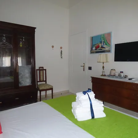 Conte Di Morelia B&B 살레르노