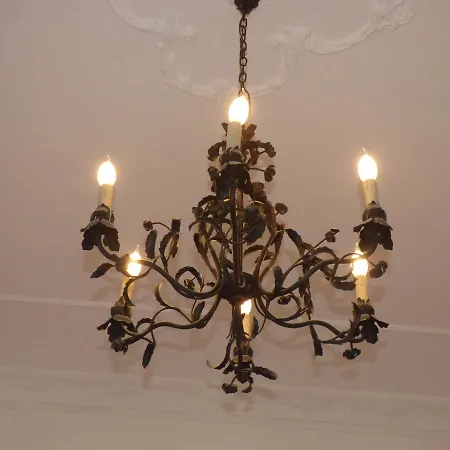 ベッド・アンド・ブレックファスト Conte Di Morelia サレルノ