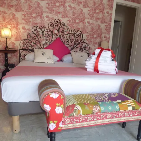 Conte Di Morelia Bed & Breakfast