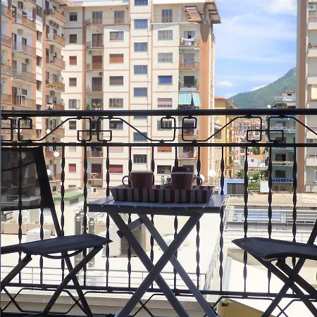 Conte Di Morelia Bed & Breakfast Salerno