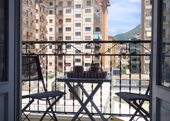 Conte Di Morelia Bed & Breakfast Salerno