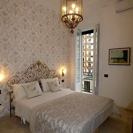 Conte Di Morelia Bed & Breakfast