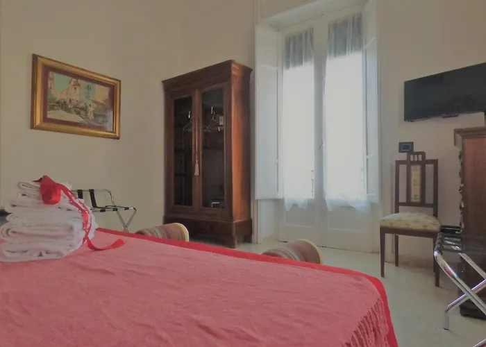 فندق مبيت وإفطار Conte Di Morelia